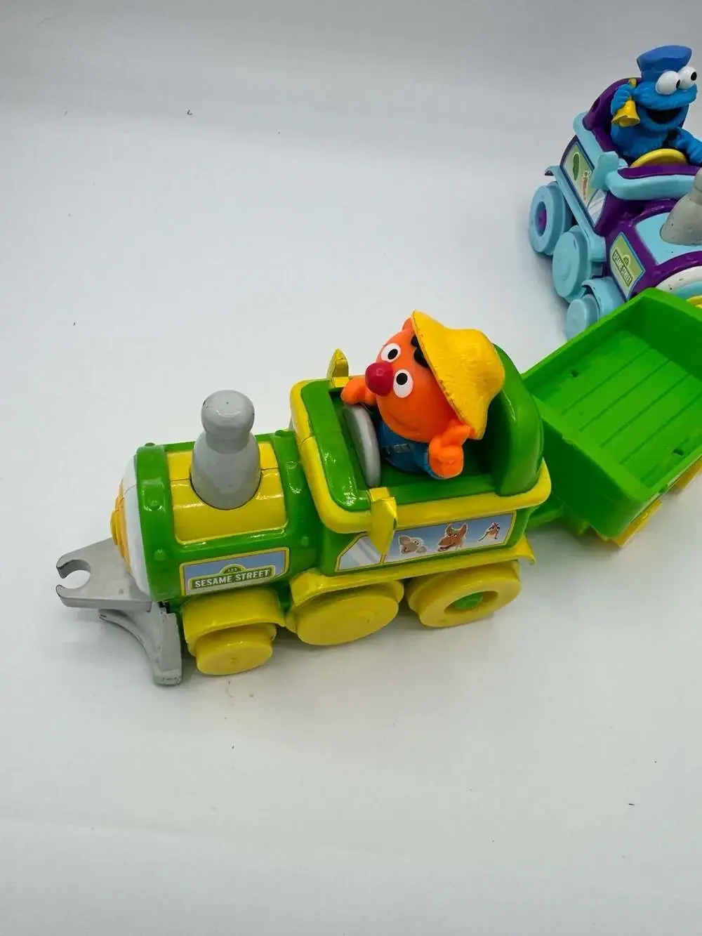 Playskool Sesame Street Ernie Farm Train Talking Toy Working